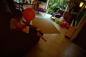 一般に人は余り考えない玄関ドアの交換。